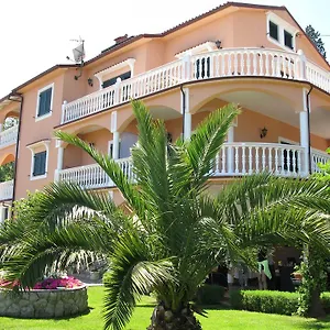 Iris Mošćenička Draga